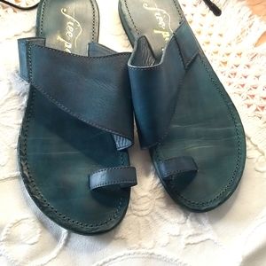 Free people sandals